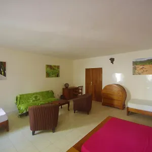 3* Bed & Breakfast Ty Milyn Mazela Sa